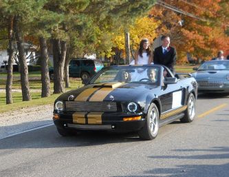 Does not look like the old 6 cylinder Mustang