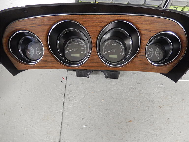 Classic Ford Mustang Dakota Digital Dash